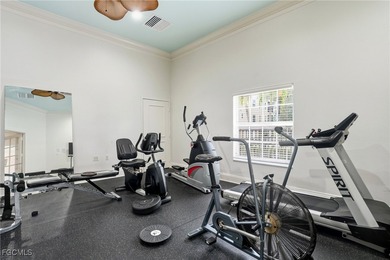 Hidden Gem in PRIME Fort Myers Location!! This Fort Myers condo