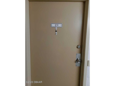 WOW! WHAT A VIEW. BEAUTIFUL PET FRIENDLY CONDO. ALL UTILITIES