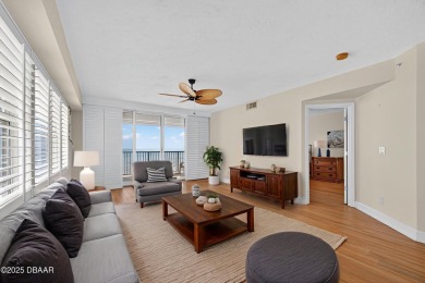 DIRECT OCEANFRONT 6TH floor corner unit in beautiful Towers lV