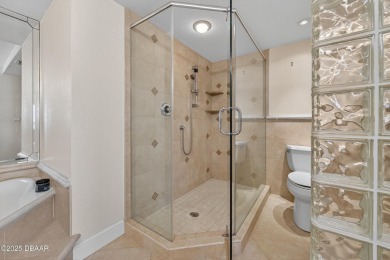 DIRECT OCEANFRONT 6TH floor corner unit in beautiful Towers lV