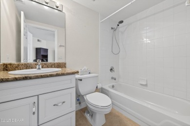 DIRECT OCEANFRONT 6TH floor corner unit in beautiful Towers lV