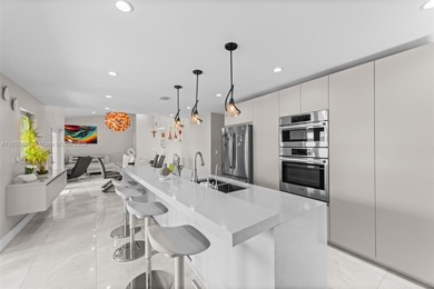 Spacious 4/2 Home With Renovated Kitchen Featuring Stainless