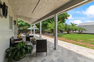 Spacious 4/2 Home With Renovated Kitchen Featuring Stainless