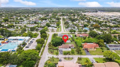 Spacious 4/2 Home With Renovated Kitchen Featuring Stainless