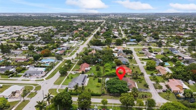 Spacious 4/2 Home With Renovated Kitchen Featuring Stainless