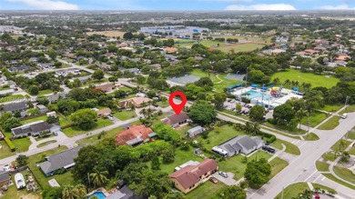 Spacious 4/2 Home With Renovated Kitchen Featuring Stainless