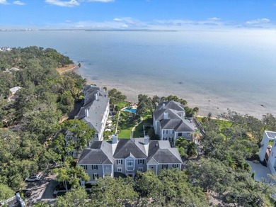 Rarely Available Waterfront Luxury Condo!

Experience