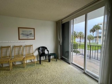Enjoy the beautiful views of the  Intracoastal, Lantana Ocean
