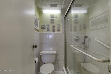 Quaint 1 bedroom, 1 1/2 bathroom with assigned, 1 car parking