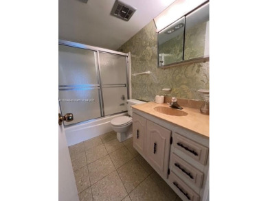 Enjoy the beautiful views of the  Intracoastal, Lantana Ocean