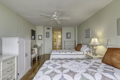 Quaint 1 bedroom, 1 1/2 bathroom with assigned, 1 car parking