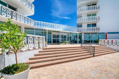 Quaint 1 bedroom, 1 1/2 bathroom with assigned, 1 car parking