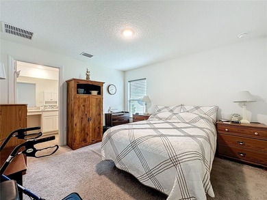 Is this possibly the sweetest home in Palm Coast? I say YES!