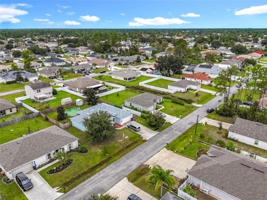 Is this possibly the sweetest home in Palm Coast? I say YES!