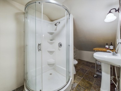 This vintage historical Red Barn in Douglas City, CA, offers a