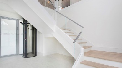 Modern coastal luxury meets architectural brilliance at 1798