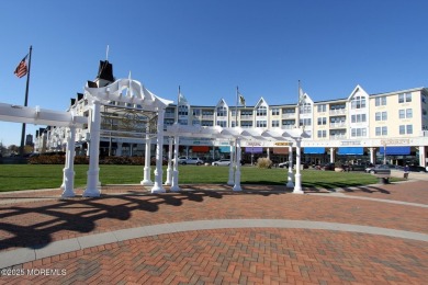 OCEAN VIEWS ARE INSPIRING! Live a vacation lifestyle all year in