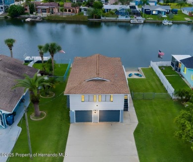 Charming Coastal Waterfront Hernando Beach Vacation Home - FULLY