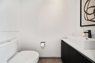 Gorgeous Penthouse 2 Bedroom in the heart of Downtown