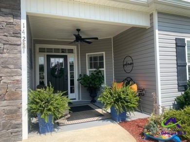 Spacious Home in a 55+ Active community in Perry GA.  2276 sq