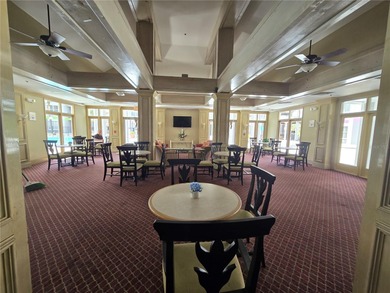 Great Investment Opportunity! This cozy 1-bedroom, 1-bath condo