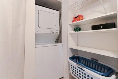 Beautiful Atlantic Ocean and Hugh Taylor Birch State Park views