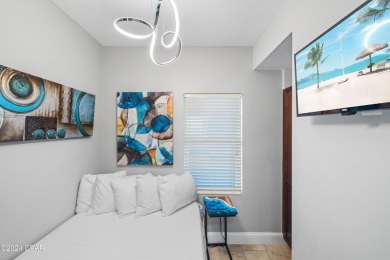 Fully renovated 3BR/2BA GULF-VIEW condo at the beautiful