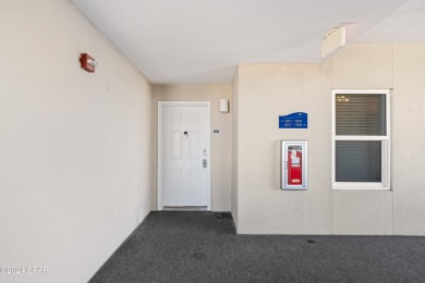 Fully renovated 3BR/2BA GULF-VIEW condo at the beautiful