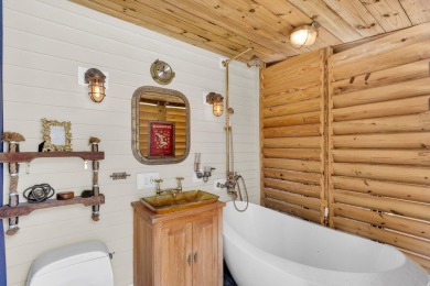 Enjoy your tropical retreat in the heart of Old Town Key West