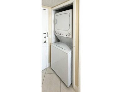 Beachfront Bliss with Stunning 16th Floor Views. 

Step out