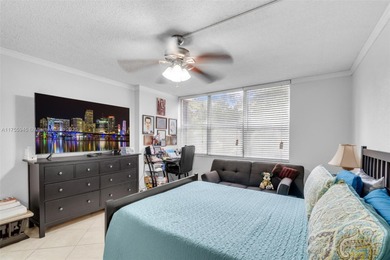 Tranquil 2-Bedroom, 2-Bathroom Condo in the Environ at Inverrary