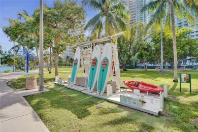 Live where Biscayne Bay meets the heartbeat of the city. Quantum