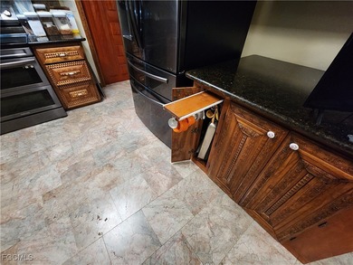 MOTIVATED SELLER Offering a 1 YEAR WARRANTY! Unique Gulf Access