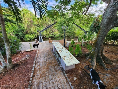 MOTIVATED SELLER Offering a 1 YEAR WARRANTY! Unique Gulf Access