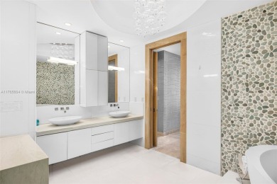 Oceanfront flow-through unit at Trump Palace featuring 2