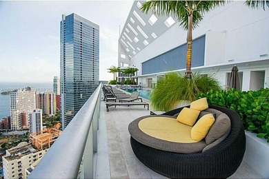 AMAZING 1 BED + DEN AND 1.5 BATH FULLY FURNISHED HOME IN