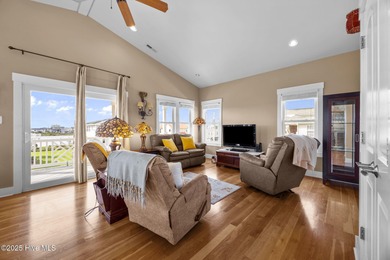 A beautiful private home near the water in Sneads Ferry with