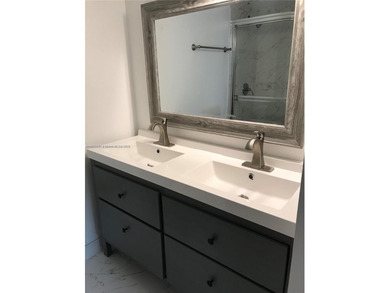 INVESTORS, GREAT OPPORTUNITY.  A Fabulous location near shopping