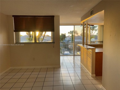 Beautiful 2bed/2bath apartment with excellent location, close to