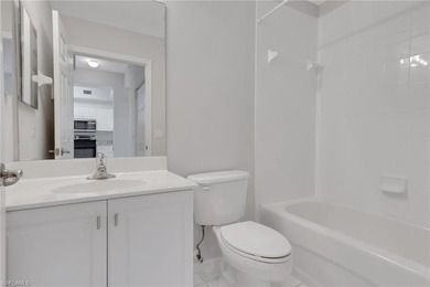 Welcome to your slice of paradise in the heart of Naples! This