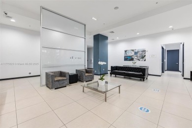 SPACIOUS 2BED/2BATH UNIT WITH PANORAMIC VIEWS OF BISCAYNE BAY