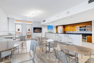 SPACIOUS 2BED/2BATH UNIT WITH PANORAMIC VIEWS OF BISCAYNE BAY