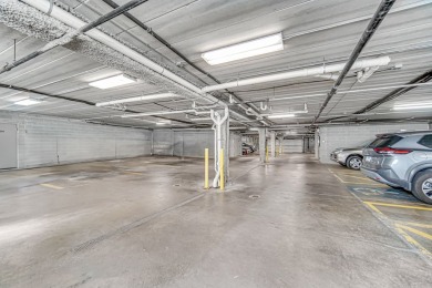 Bright and spacious 2-bed, 2-bath condo in Long Run Creek, an