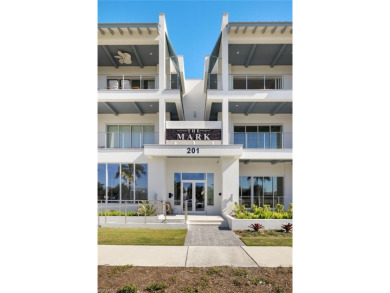 Coveted. Central. Walkable.

Just off 5th! Welcome to The Mark