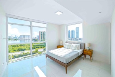 Waterfront 3BD/3BA residence at 400 Sunny Isles with wide open