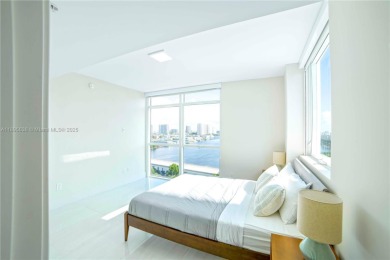 Waterfront 3BD/3BA residence at 400 Sunny Isles with wide open