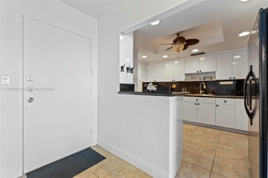 Spacious 2BR/2BA condo with panoramic direct east ocean & city