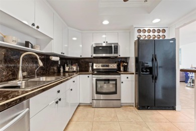 Spacious 2BR/2BA condo with panoramic direct east ocean & city