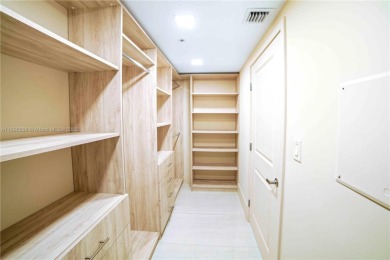 Waterfront 3BD/3BA residence at 400 Sunny Isles with wide open