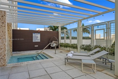 Waterfront 3BD/3BA residence at 400 Sunny Isles with wide open